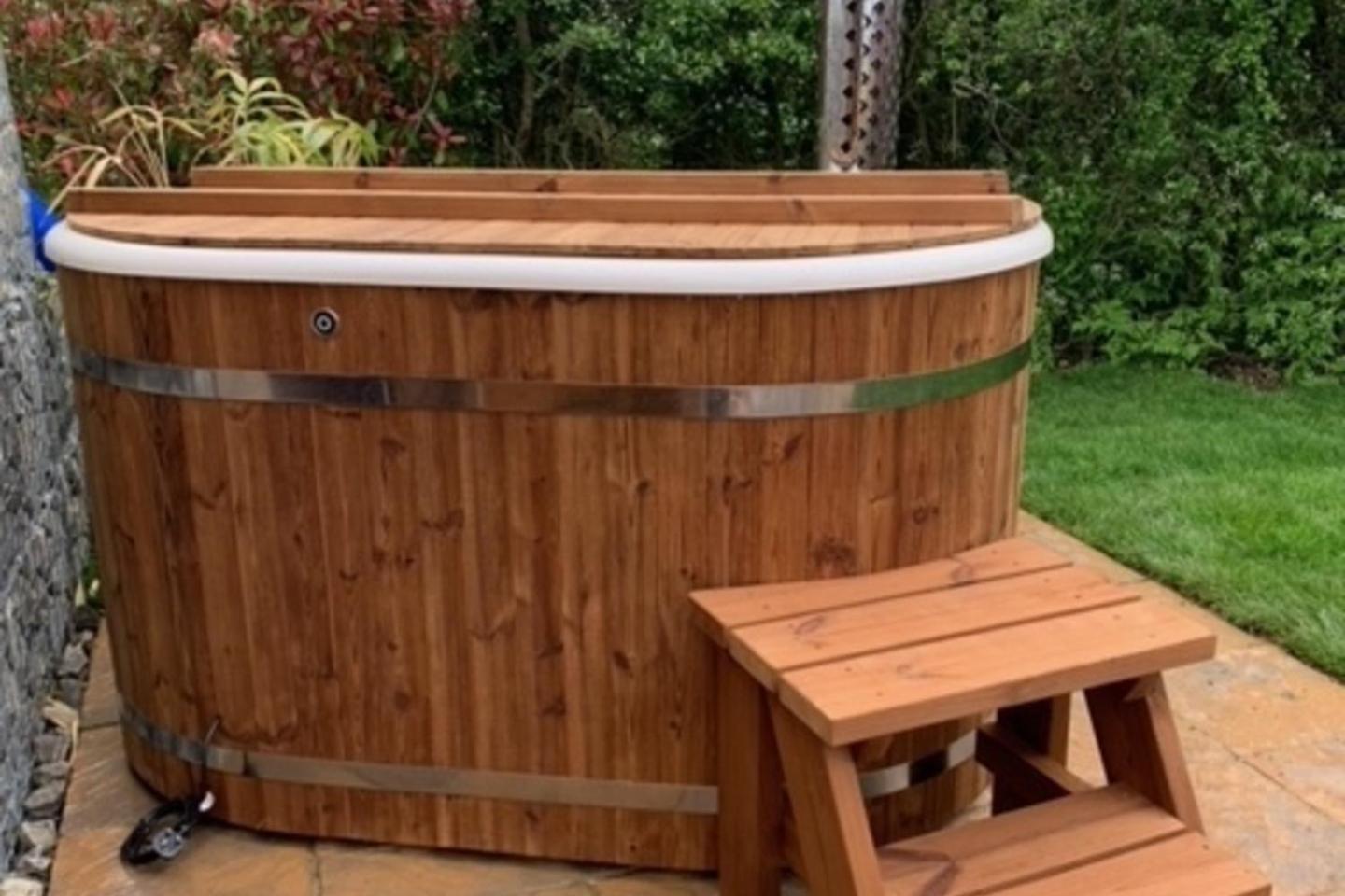 Romantic Escape Luxury Hobbit House With Hot Tub! Sheerness Exteriér fotografie